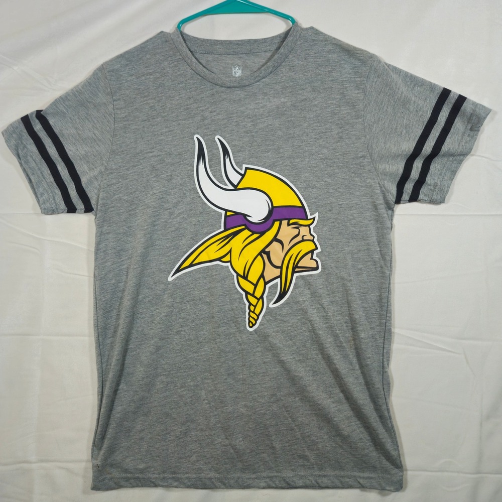Minnesota Vikings Women's T-Shirt NFL Team Apparel Gray Graphic Top Size Medium